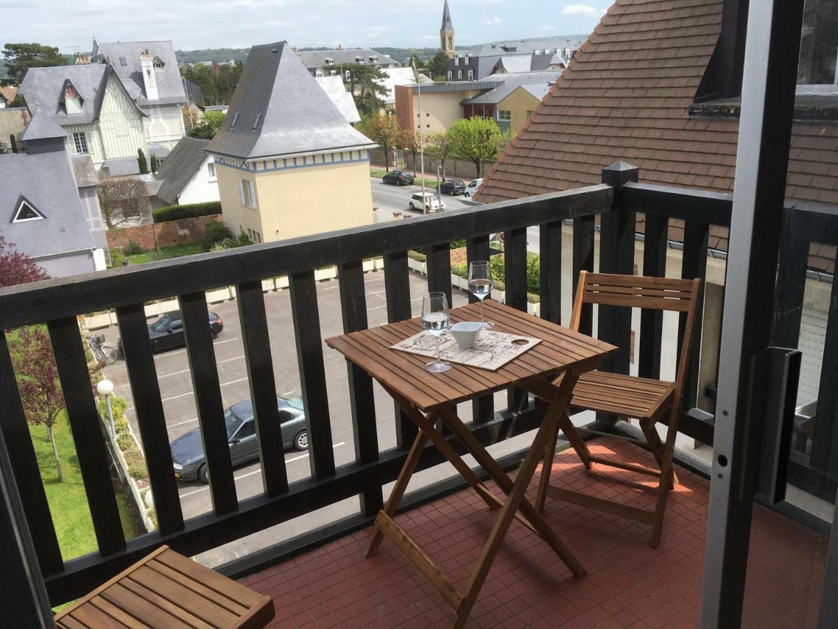 L'Atelier Des Planches Apartment Deauville Exterior photo