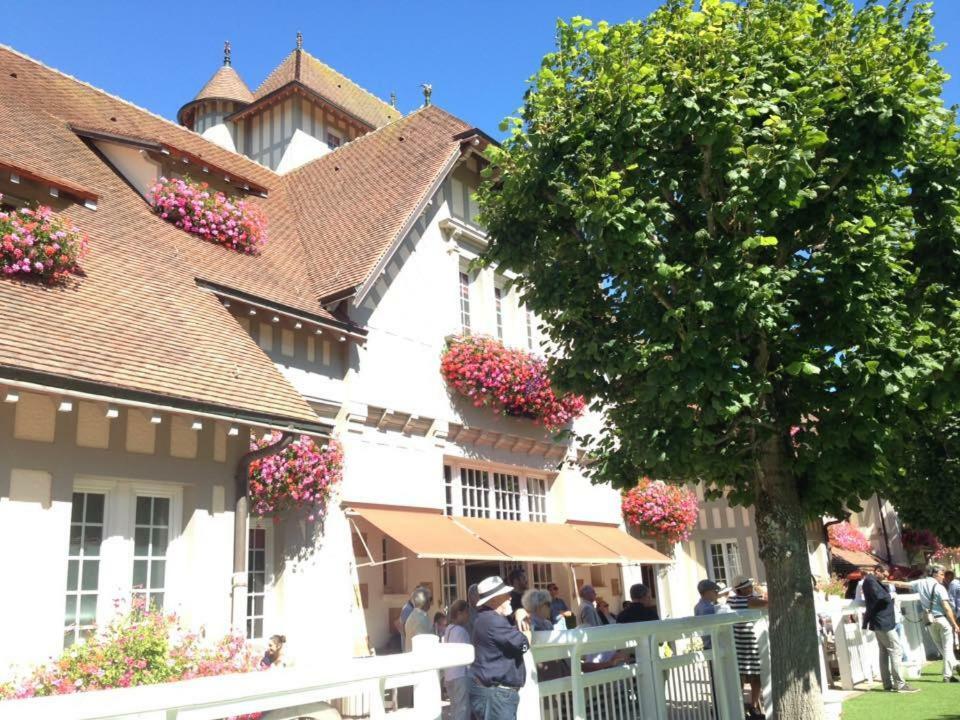 L'Atelier Des Planches Apartment Deauville Exterior photo