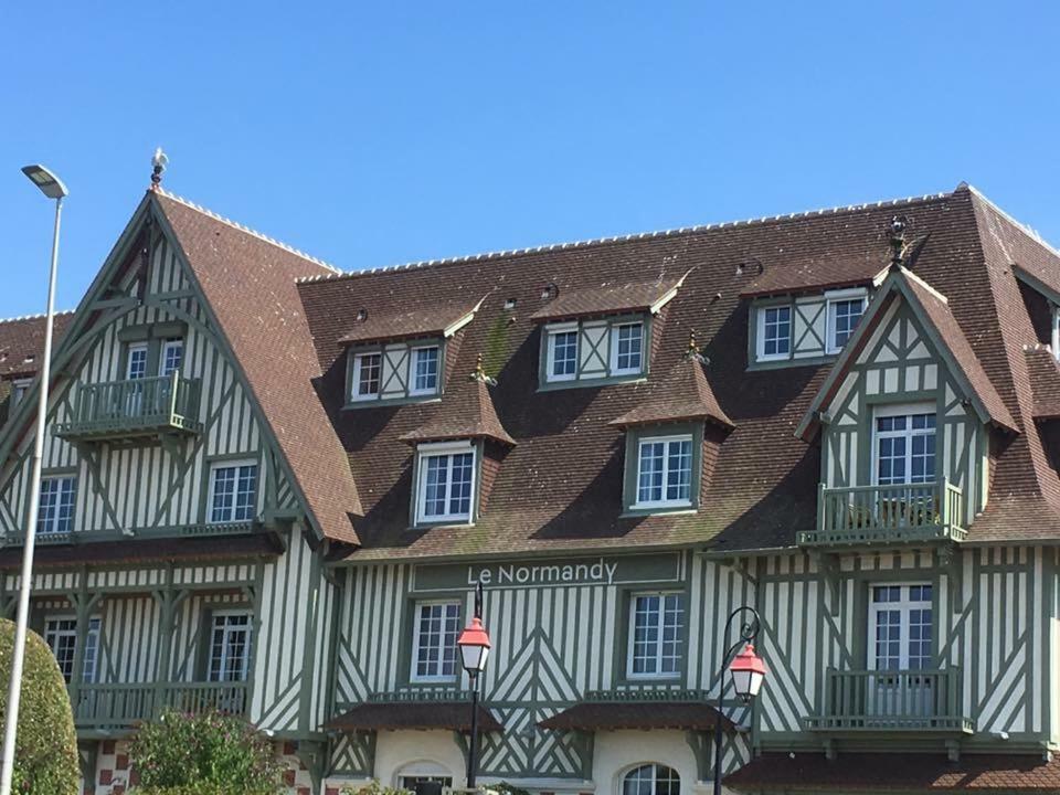 L'Atelier Des Planches Apartment Deauville Exterior photo